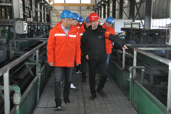 1643189547596063.png 1.24慰问照片3_副本.png