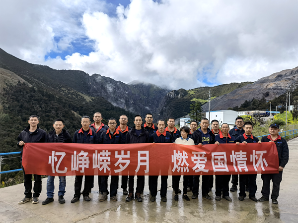 1659671489569501.png 建军节1_副本.png